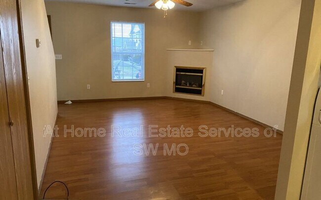 Building Photo - 1503 Frosty Dr