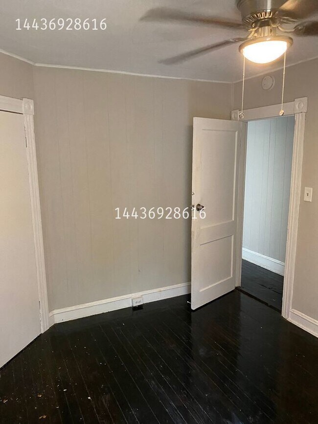 Building Photo - 2838 Woodbrook Ave