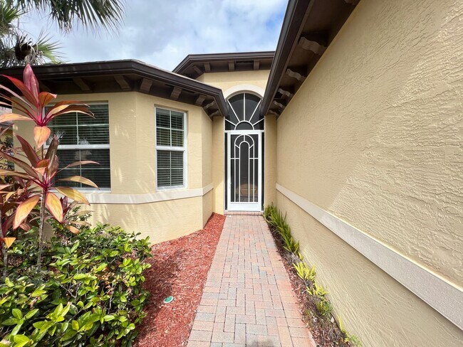 Foto del edificio - Luxury Living in a Gated Community – Modern 2-Bed Home with Premium Amenities!