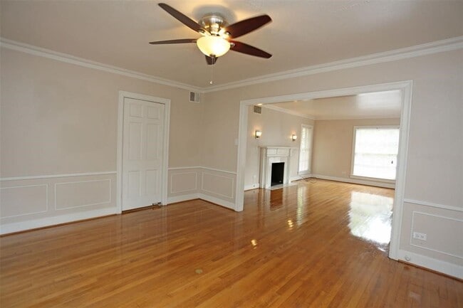 Building Photo - 5625 Jackson St