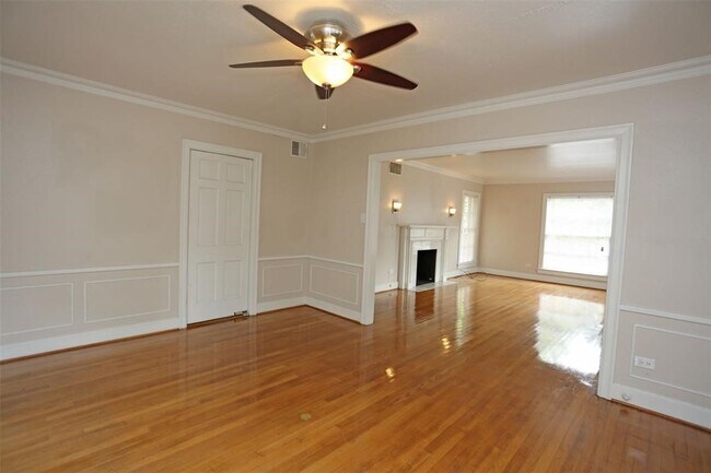 Foto del edificio - 5625 Jackson St