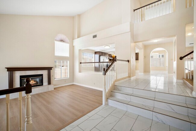 Foto del edificio - 3775 Emerald Bay Cir