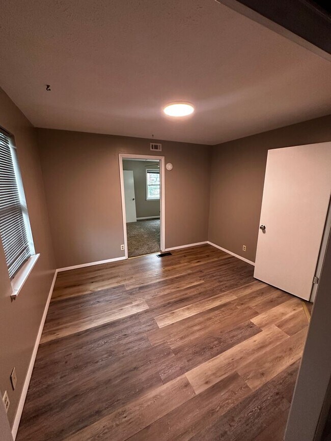 Foto del edificio - 3 Bedroom 1 bath