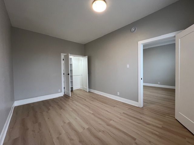 Building Photo - 3640 W Fullerton Ave