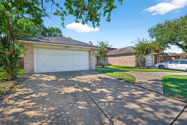 Foto del edificio - 20115 Beechview Ln