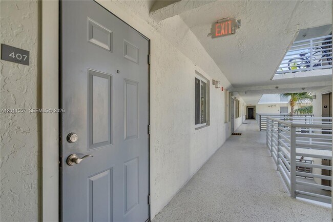 Foto del edificio - 1401 Bay Rd
