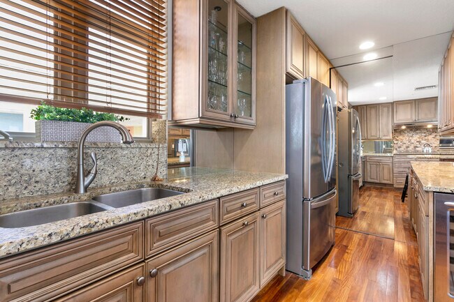 Foto del edificio - 309 E Ocean Ave