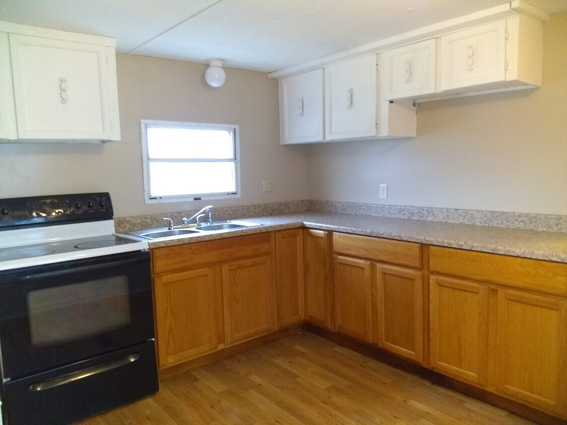 9 River Cir, Ravenswood, WV 26164 House Rental in Ravenswood, WV