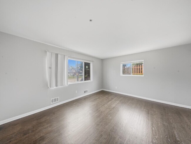 Building Photo - 8641 W Lapham St