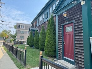 Building Photo - 40-40 Freebody St