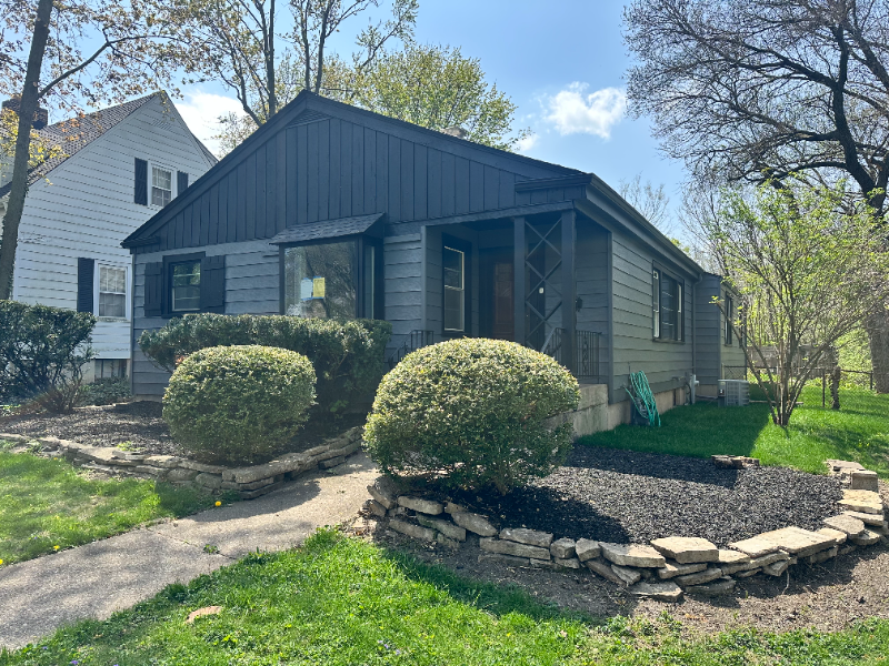 Primary Photo - 834 Gardner Rd