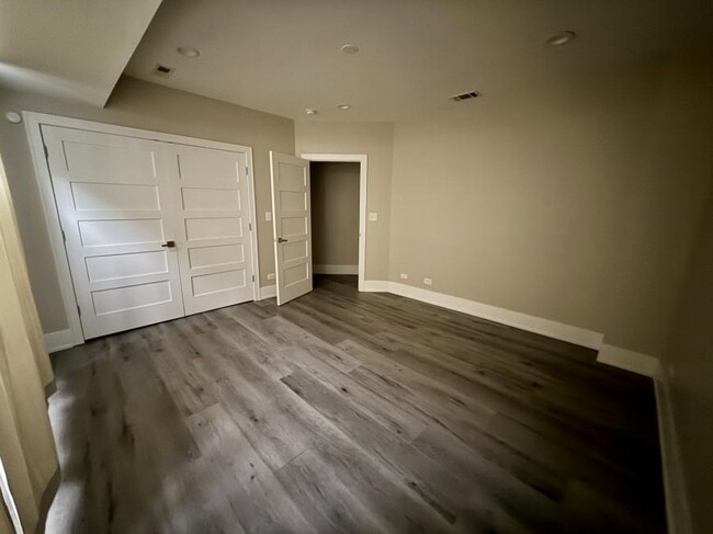 Foto del edificio - 2 bedroom in Chicago IL 60610