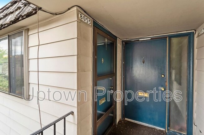 Foto del edificio - 8055 NE Flanders St