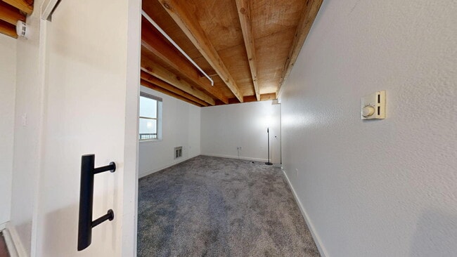 Building Photo - Bright & Modern 2BR/2BA Loft-Style Condo i...