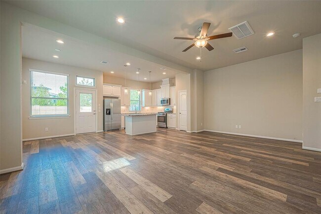Foto del edificio - 16111 Northern Cardinal Ln