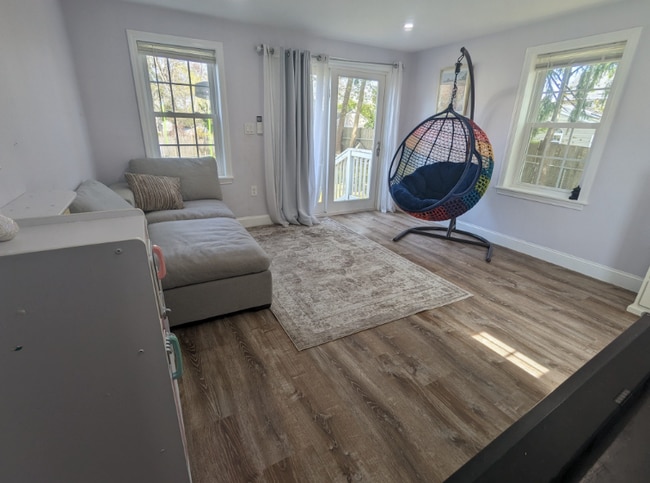 Building Photo - 58 Hartford St