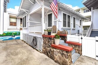 Building Photo - 204 Huali St