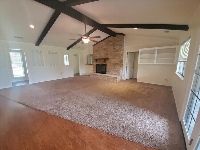 Building Photo - 1408 Tierra Calle