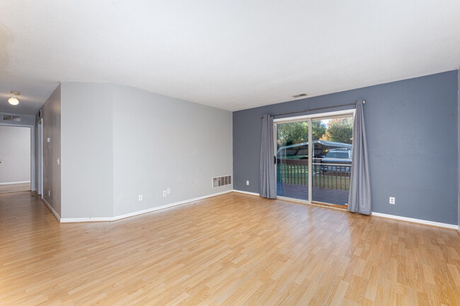 Building Photo - 2396 Quarterback Ct
