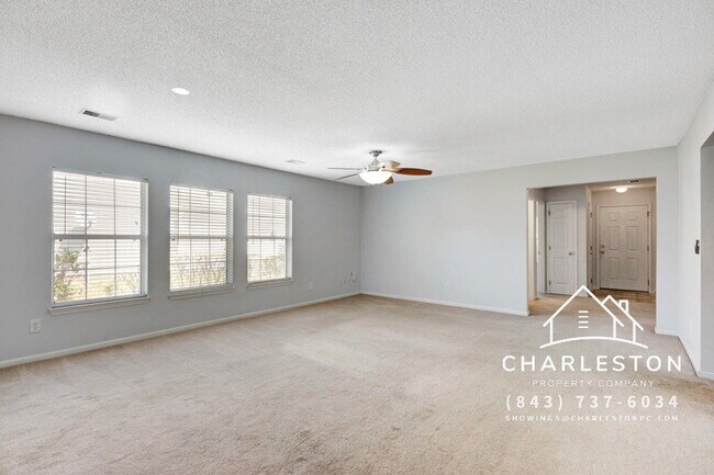 Foto del edificio - 104 Wildberry Ln