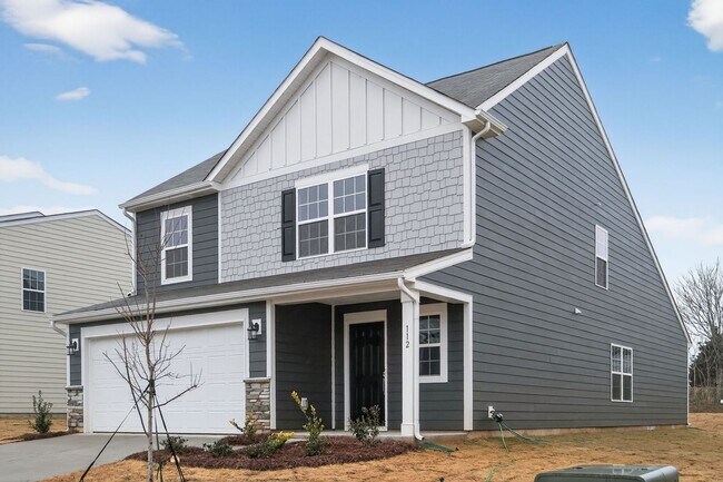 Foto del edificio - Spacious 5BR House in Statesville