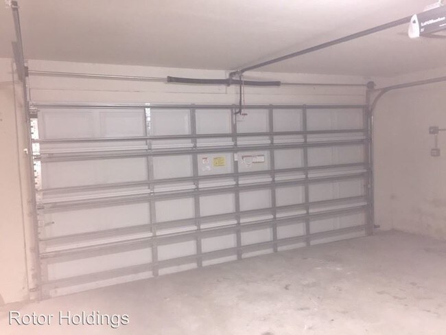 Foto del edificio - 4302 E 5th St