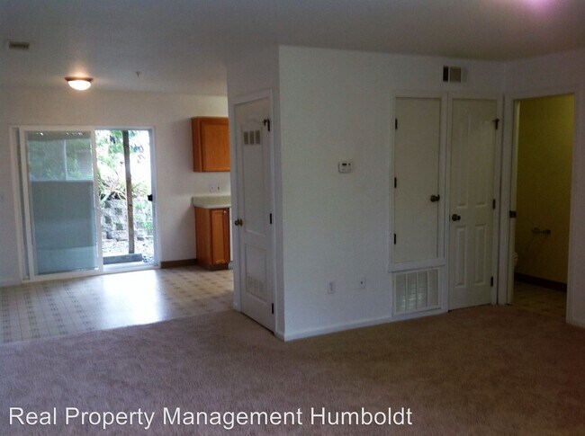Foto del edificio - 2 br, 1.5 bath House - 2977 Rainbow Lane