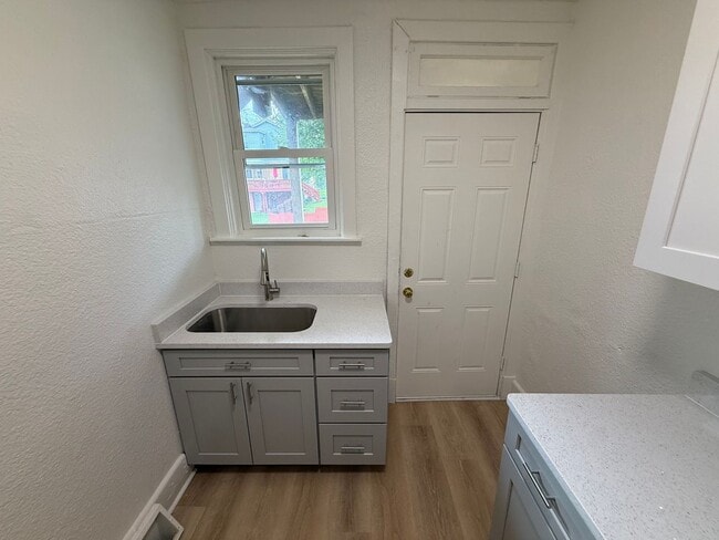 Photo - 74 Pasadena Street Apartment