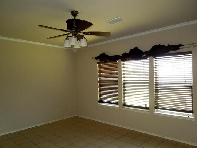Building Photo - 6419 Granite Springs Ln