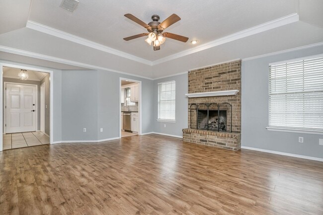 Building Photo - Gorgeous Home for Lease!