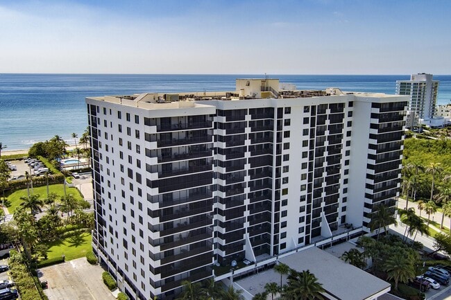 Foto del edificio - 3400 S Ocean Blvd