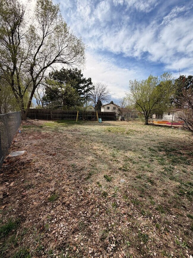 Foto del edificio - 6353 Chippewa Rd