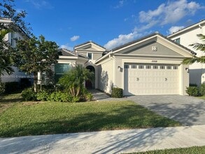 Building Photo - 15558 Goldfinch Cir