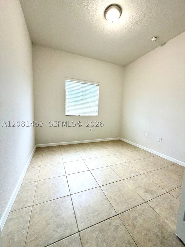 Building Photo - 3431 W 80th St