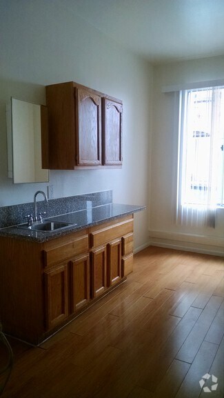 Apartments Under 1 000 In Los Angeles Ca