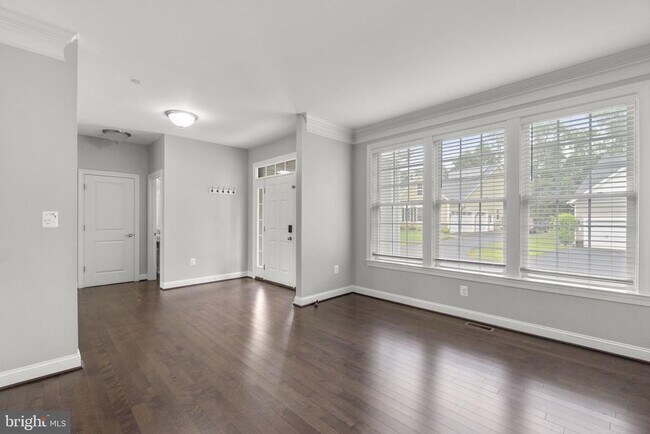 Building Photo - 945 Kayley Dr