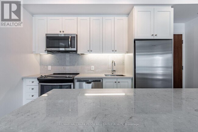 Building Photo - 271 Sea Ray Ave