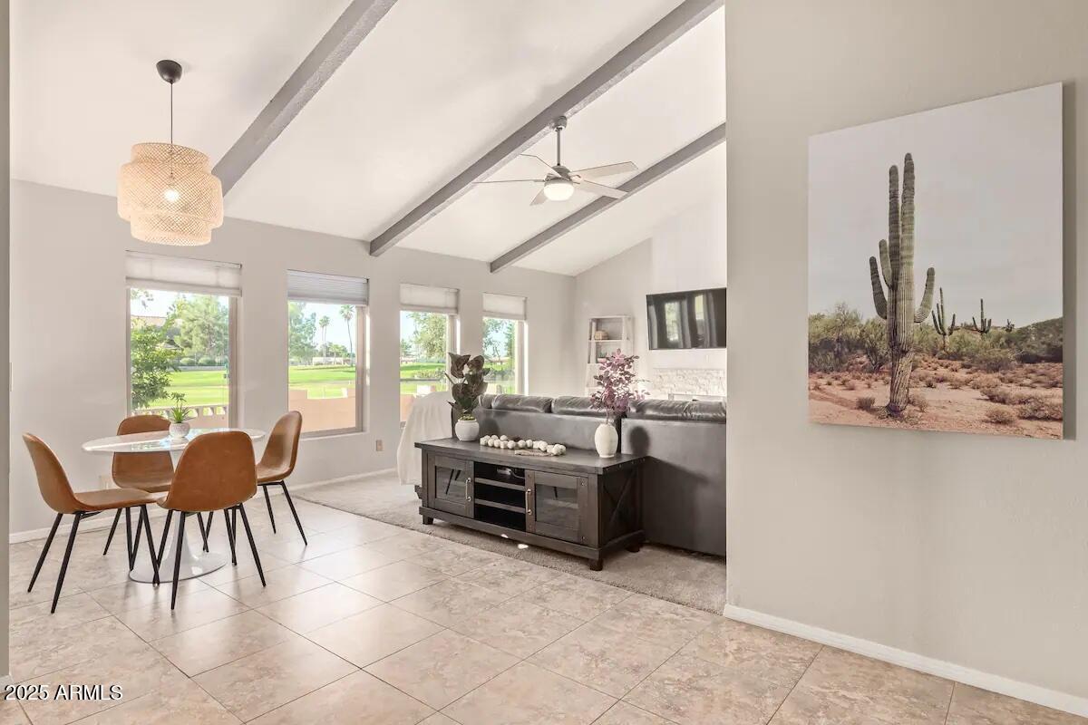 Foto principal - 2329 N Recker Rd
