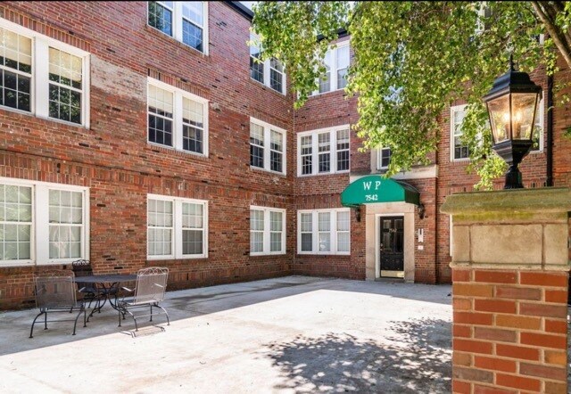 Foto del edificio - 7542 Wydown Blvd