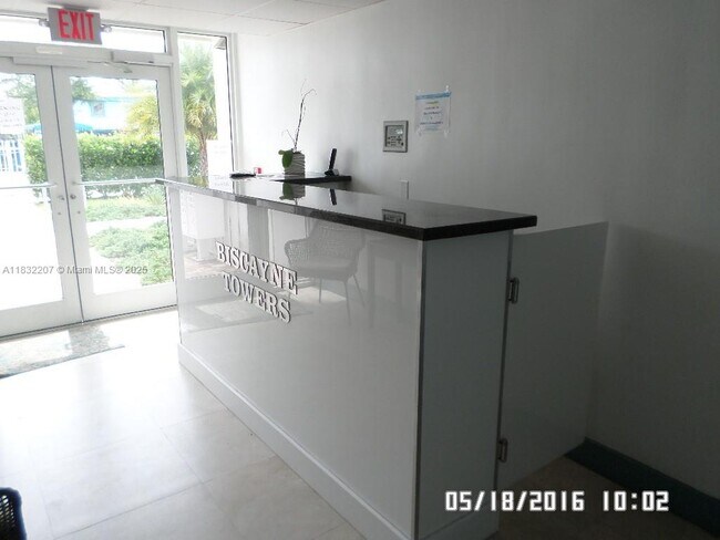 Foto del edificio - 11750 NE 16th Ave