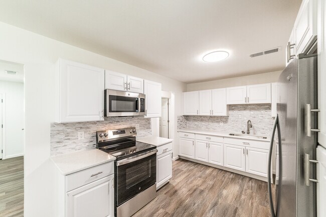Foto del edificio - 2239 Norwood Dr NW