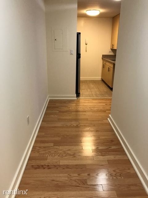 Foto del edificio - Studio, 1 bath  - 15350 89th Ave 809