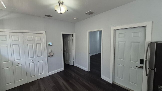 Foto del edificio - 3112 N 16th St