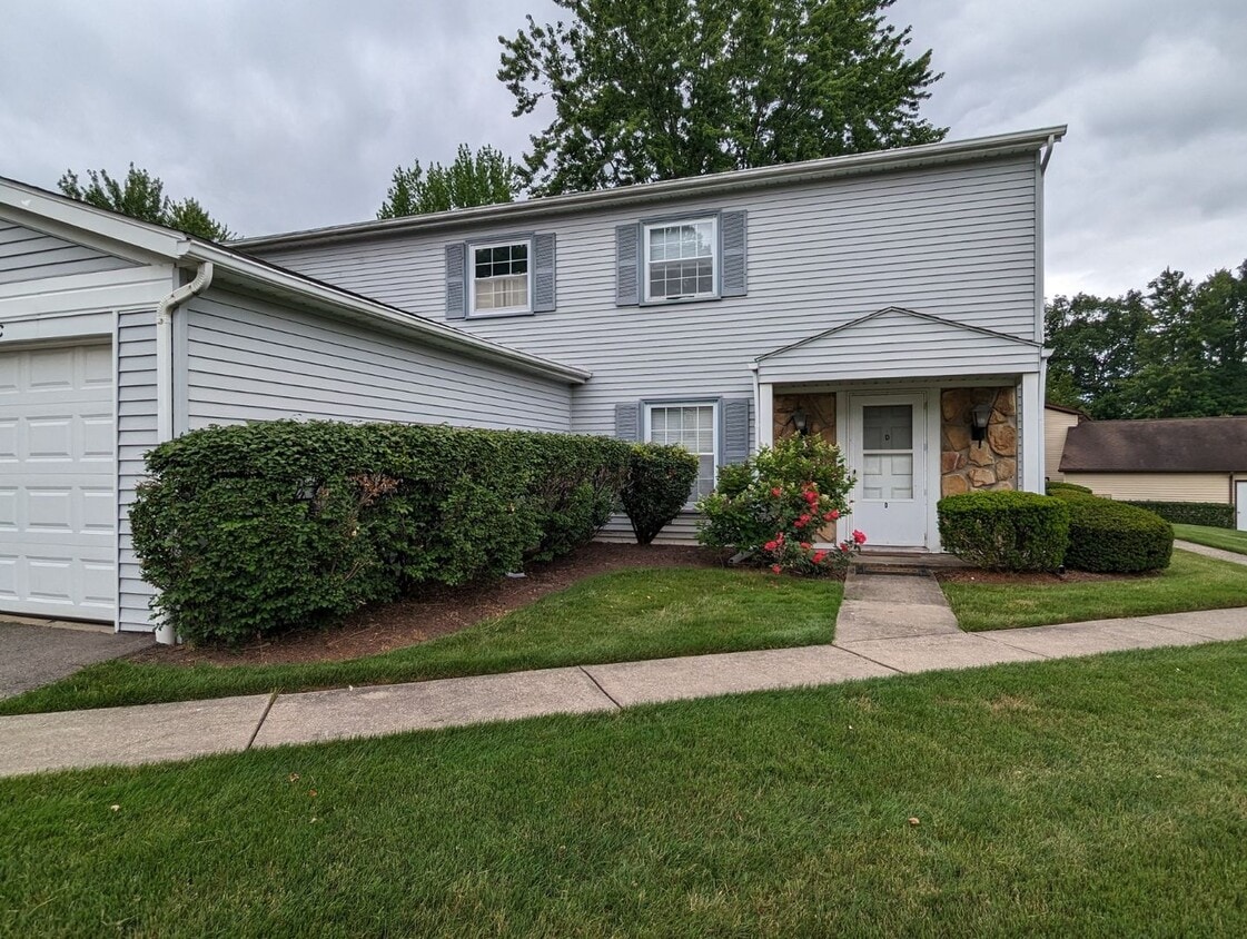 3437 Beaver Trail, Reminderville, OH 44202 Townhome Rentals in