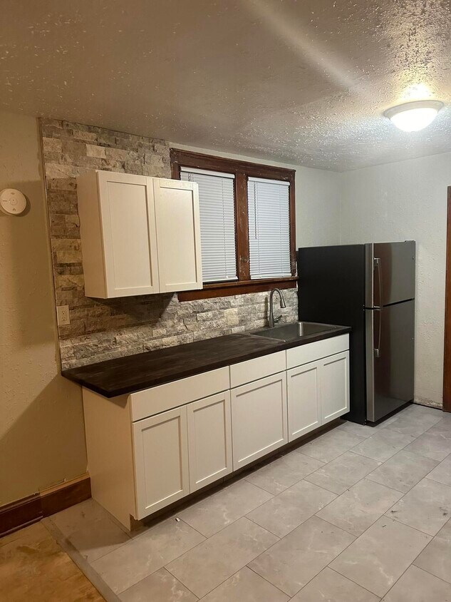 Foto del edificio - 2725 N 59th St