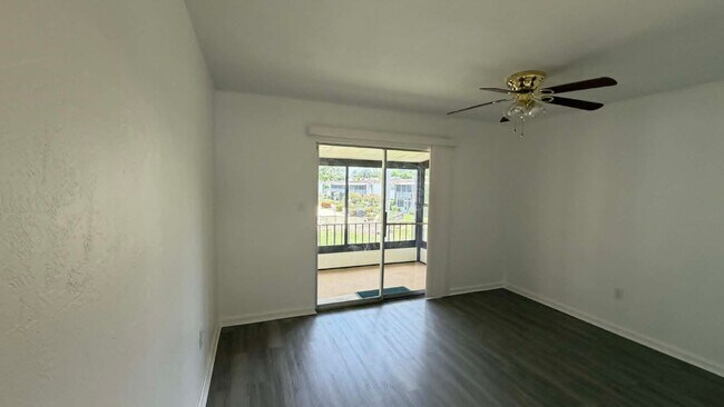Building Photo - FIRST MONTHS RENT FREE!!! Beautiful 2 MASTER SUITE CONDO in Central Ft. Myers with Over 1200 Sqft.