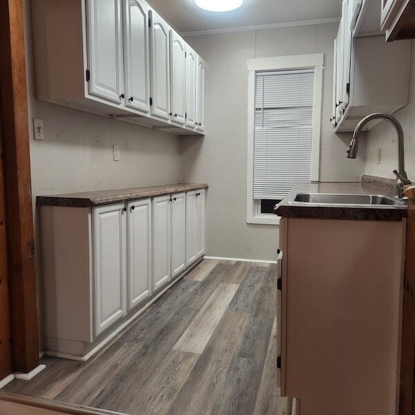 Building Photo - 5 Cohasset St