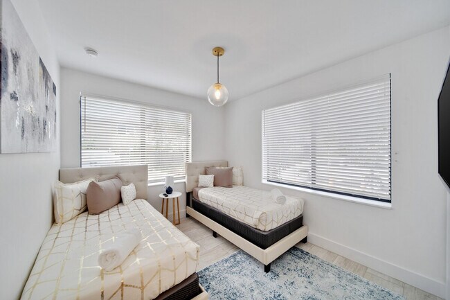 Foto del edificio - 1302 SW 22nd Ave