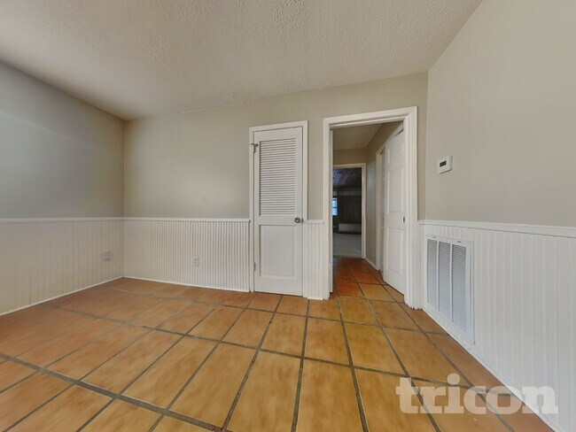 Building Photo - 4422 Monteith Dr