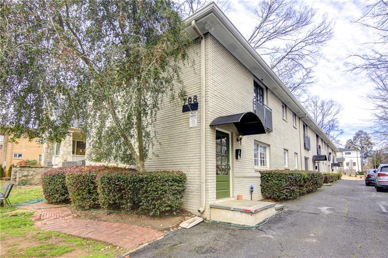 Foto principal - 798 St Charles Ave NE